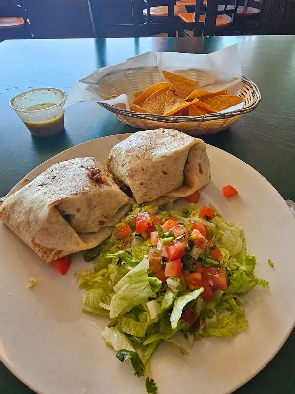 El Mariachi Restaurant in Plumsteadville - Photo 2