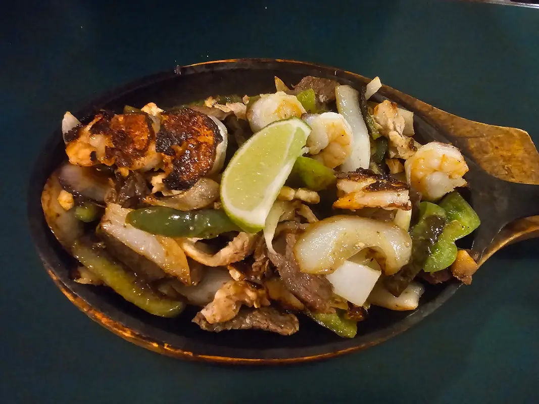 El Mariachi Restaurant in Plumsteadville - Photo 4