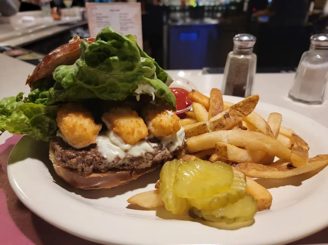 Earls Pub and Grill in Trumbauersville - Photo 2