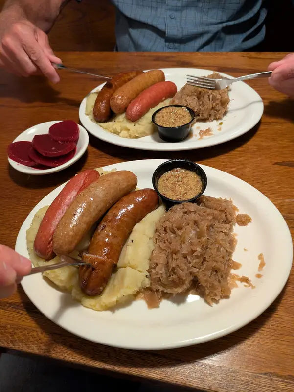 Earls Pub and Grill photo 5