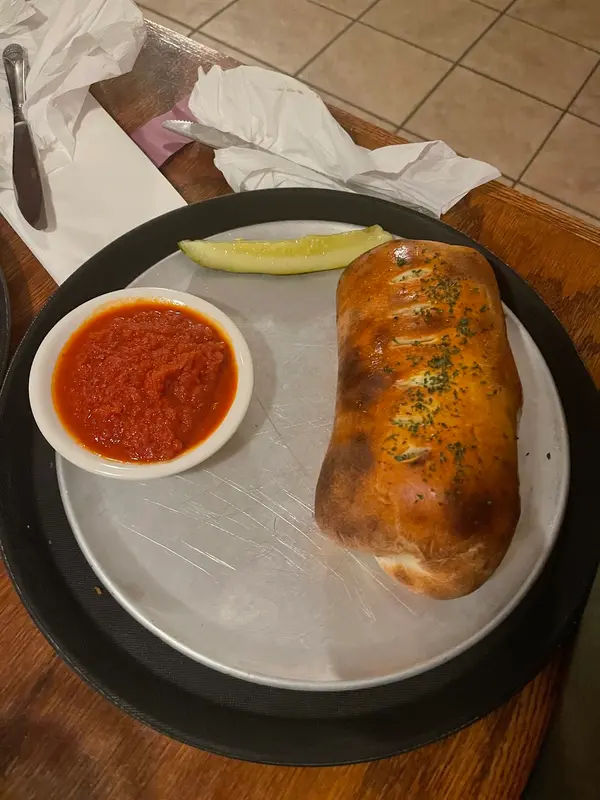 Earls Pub and Grill photo 6