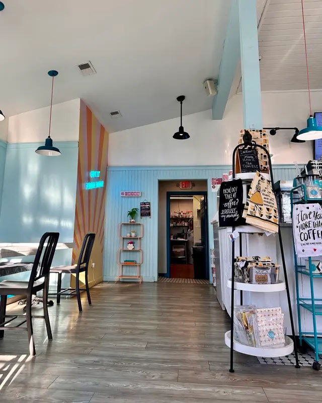 Mama Hawk's Kitchen & Coffee photo 6