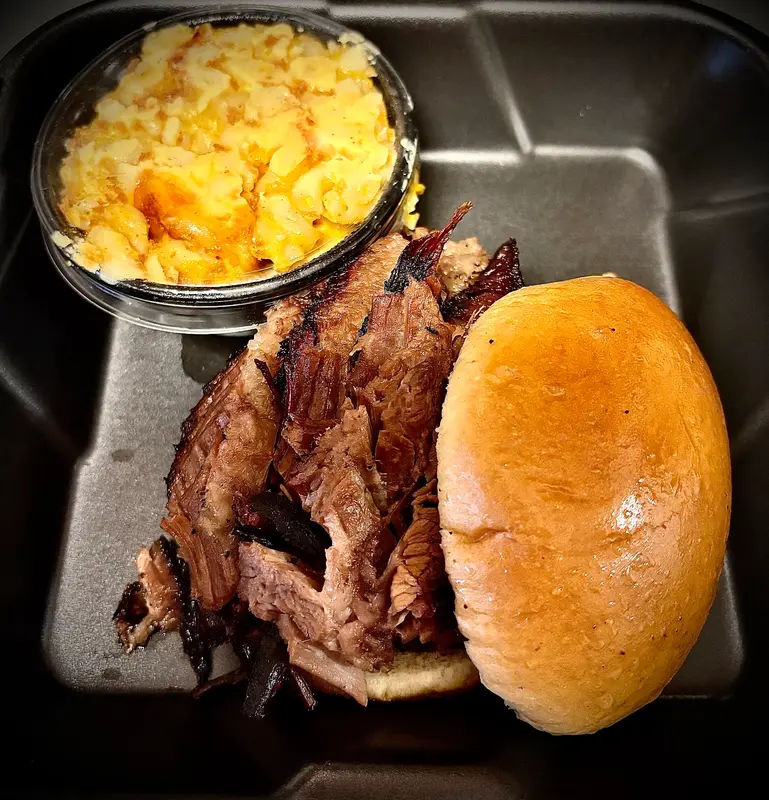 MISSION BBQ in Warminster - Photo 3