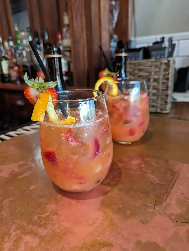 Saxers Pub in Springfield - Photo 2