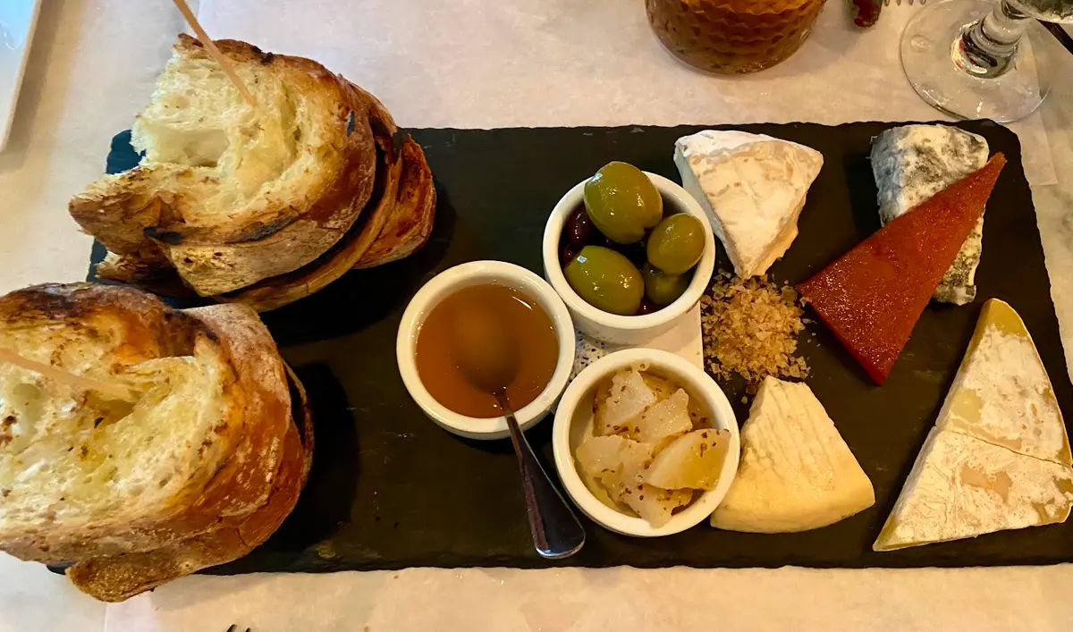 Zoubi Restaurant & Bar photo 6