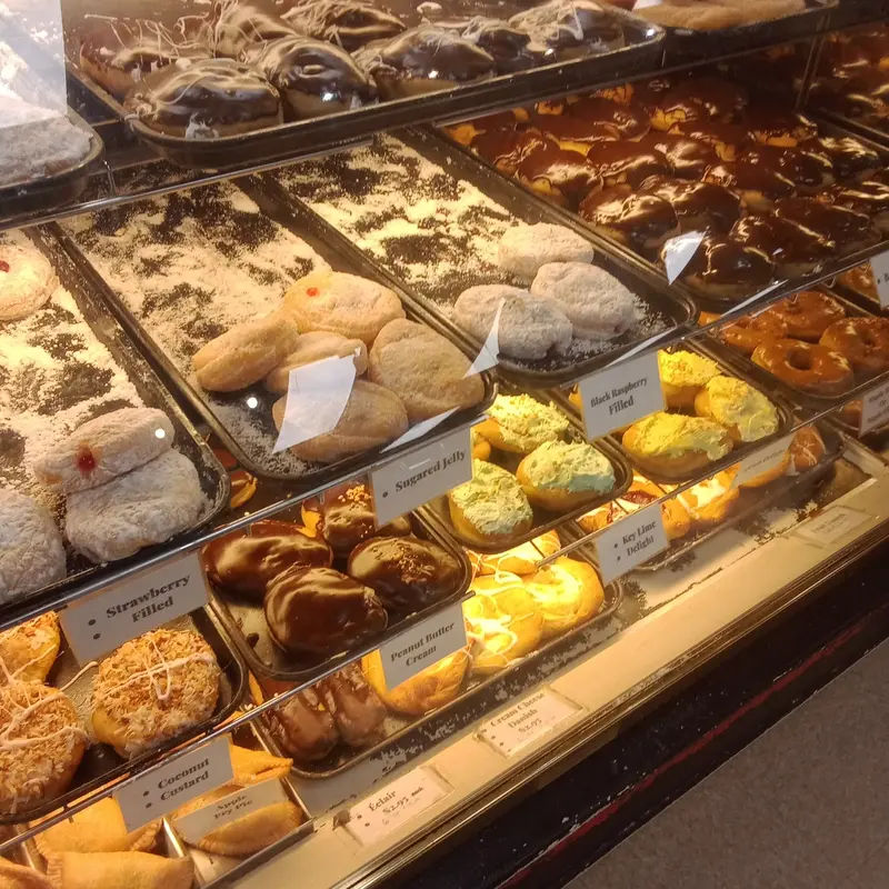 Mary's Gourmet Donut Shoppe in Bristol - Photo 4