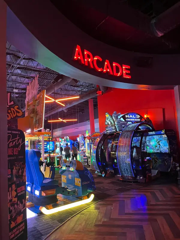 Lucky Strike Feasterville in Feasterville - Photo 2