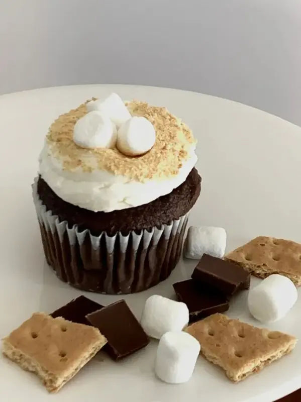 Cakes On Main in Northampton - Photo 3