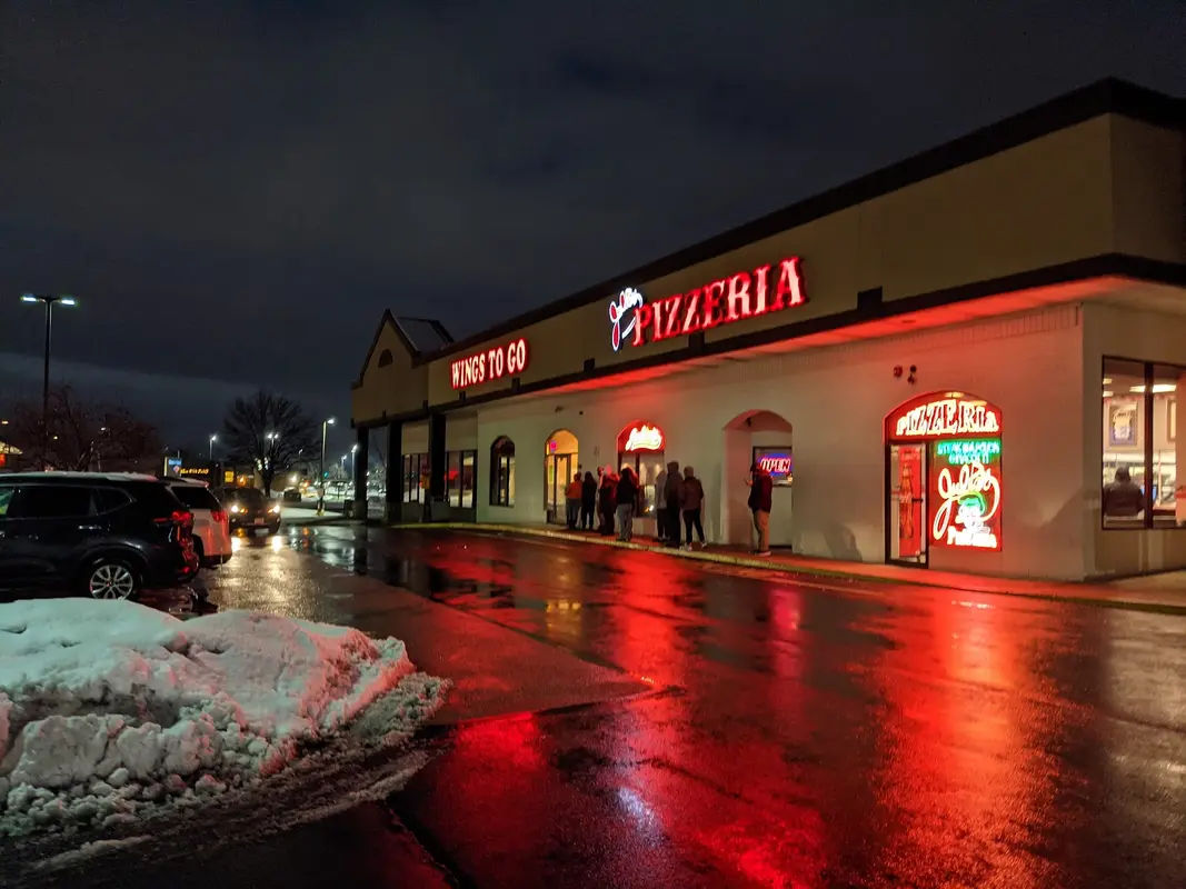 Julio's Famous Pizzeria photo 6