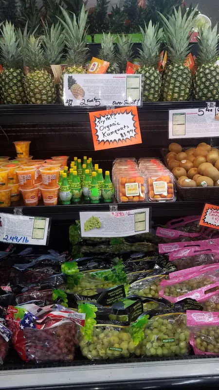 Lou's Farm Mart in Bensalem - Photo 4