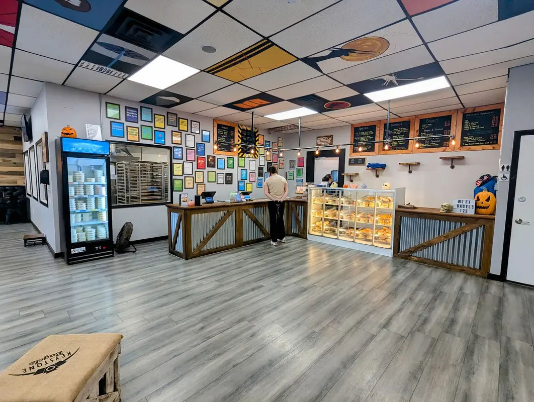 Keystone Bagels in Levittown - Photo 4