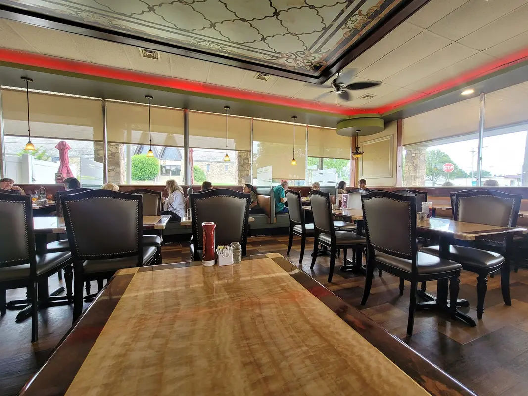 Robin Hood Restaurant photo 6