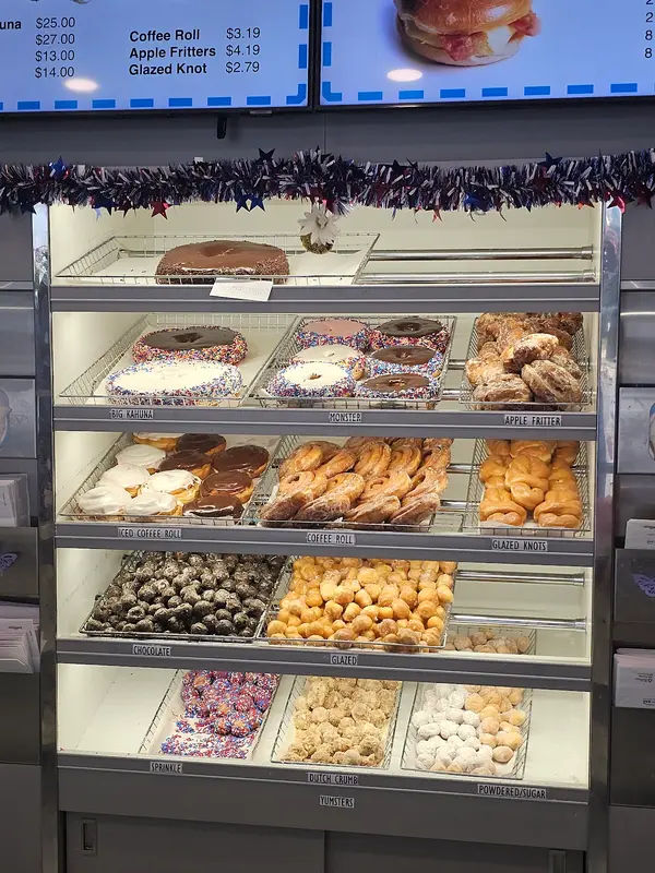 Yum Yum Bake Shops in Warminster - Photo 3