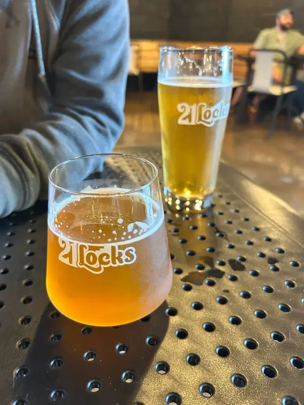 21 Locks Brewing Company and Cafe