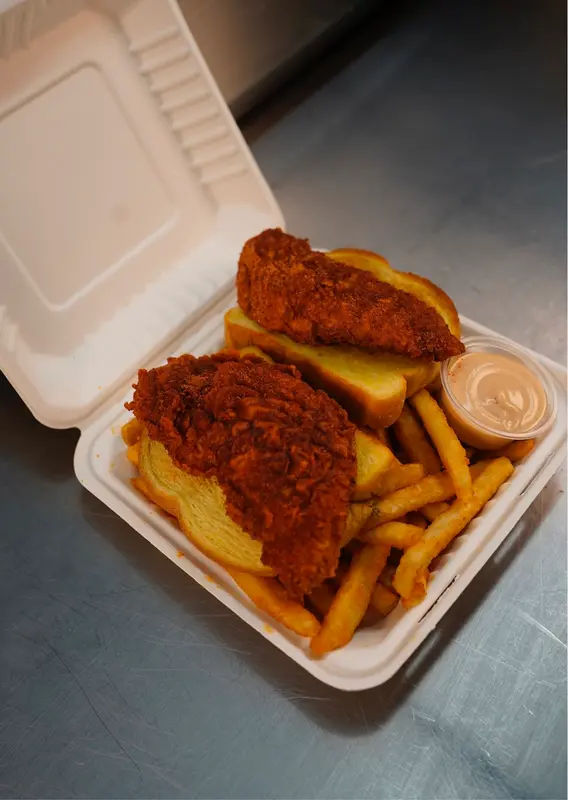 Muzzy's Shack in Warminster - Photo 3