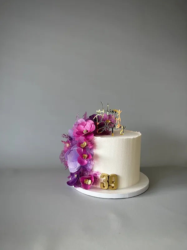 Kristina Bakes in Trevose - Photo 2