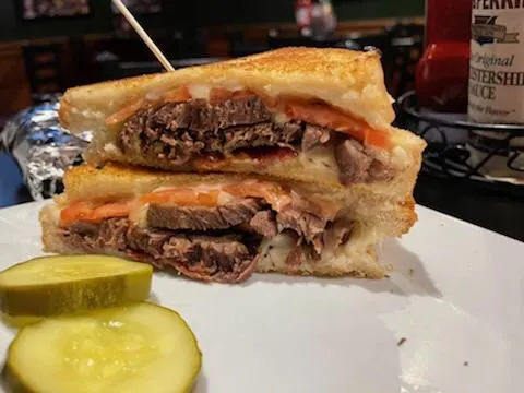 The Pines Tavern in Bristol - Photo 4