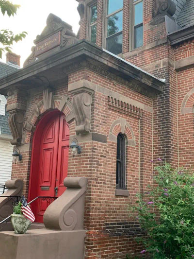 Educational & Cultural Kings Library Church of the Redeemer in Bensalem, Bucks County