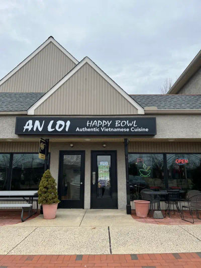 Cafe restaurant Pho Happy Bowl in Buckingham, Bucks County, PA