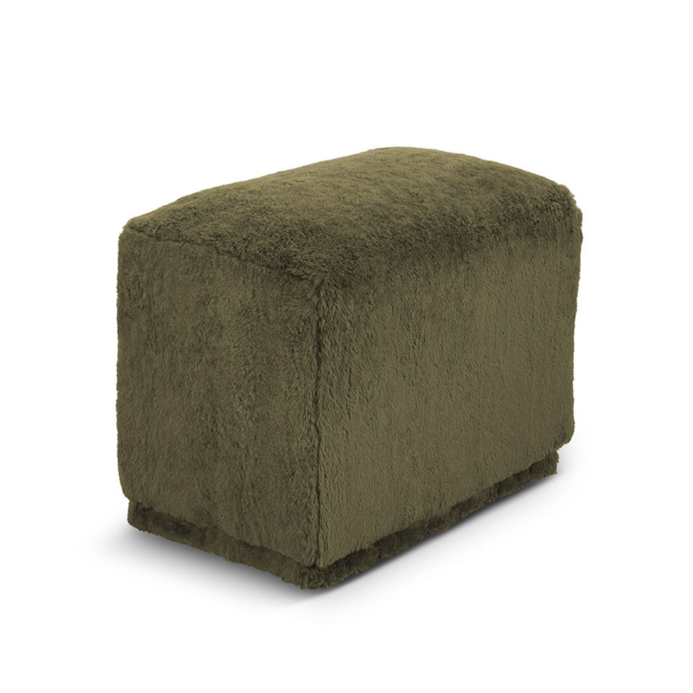 Aurora Bench Angle 3