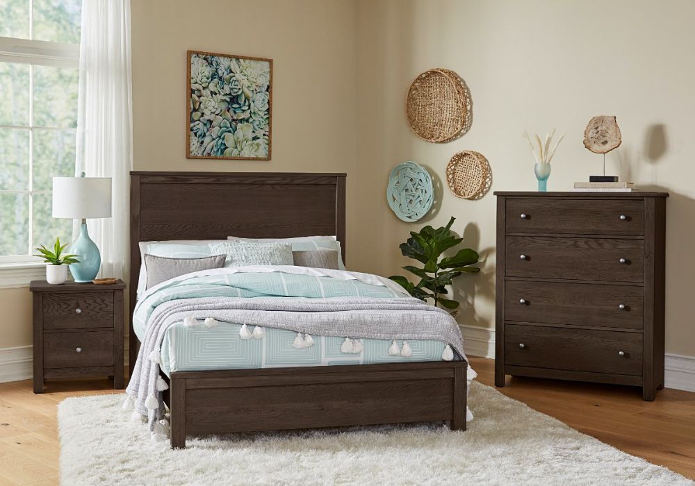 CHEST - 4 DRAWER - Room Scene image