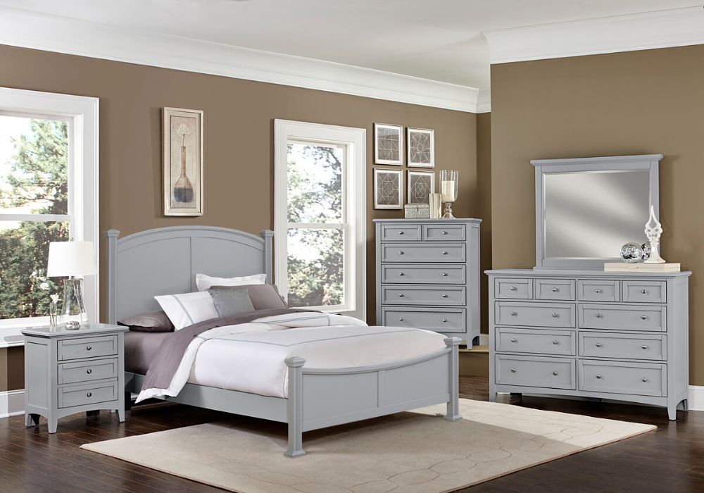 Bonanza Chest in Gray Finish