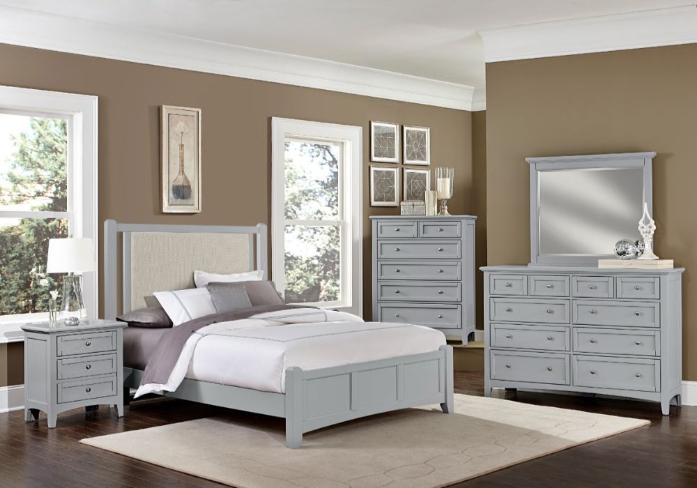 Bonanza Chest in Gray Finish
