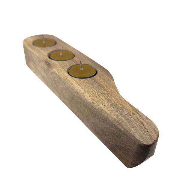 Drewniany świecznik na tealighty, orzech włoski, 31 cm x 6.5 cm, wosk pszczeli, unikatowy egzemplarz