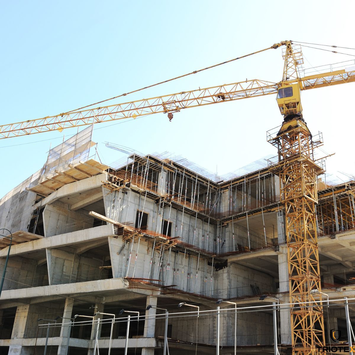 Construction workwear environment