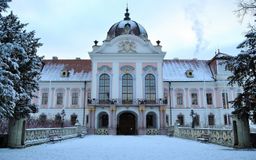 Discover Hungary at the Best Castle Hotels - Private Tour