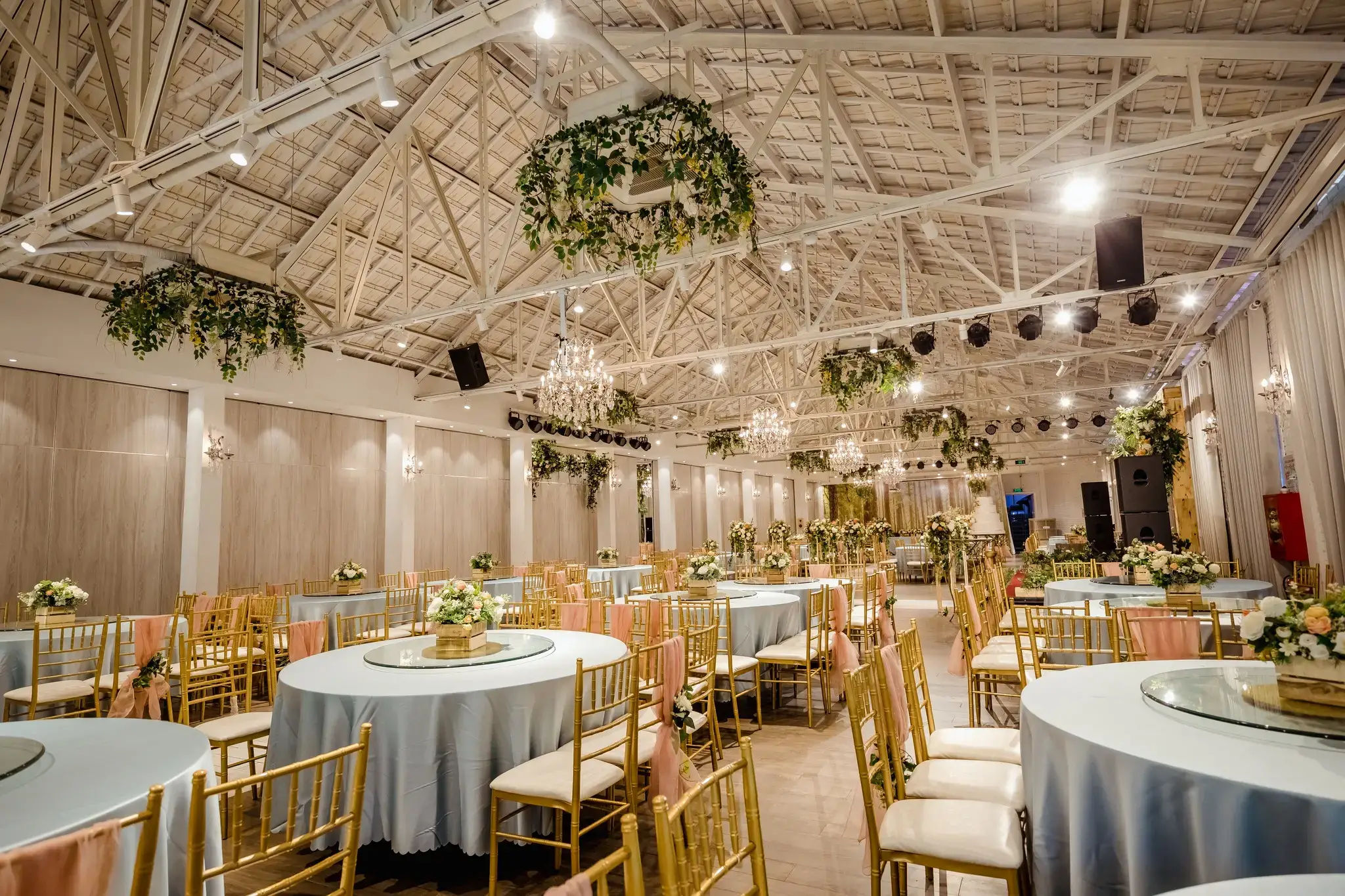 Trung tâm tổ chức sự kiện và tiệc cưới Trống Đồng Palace Linh Đàm. Nhà hàng tiệc cưới Trống Đồng Palace Linh Đàm