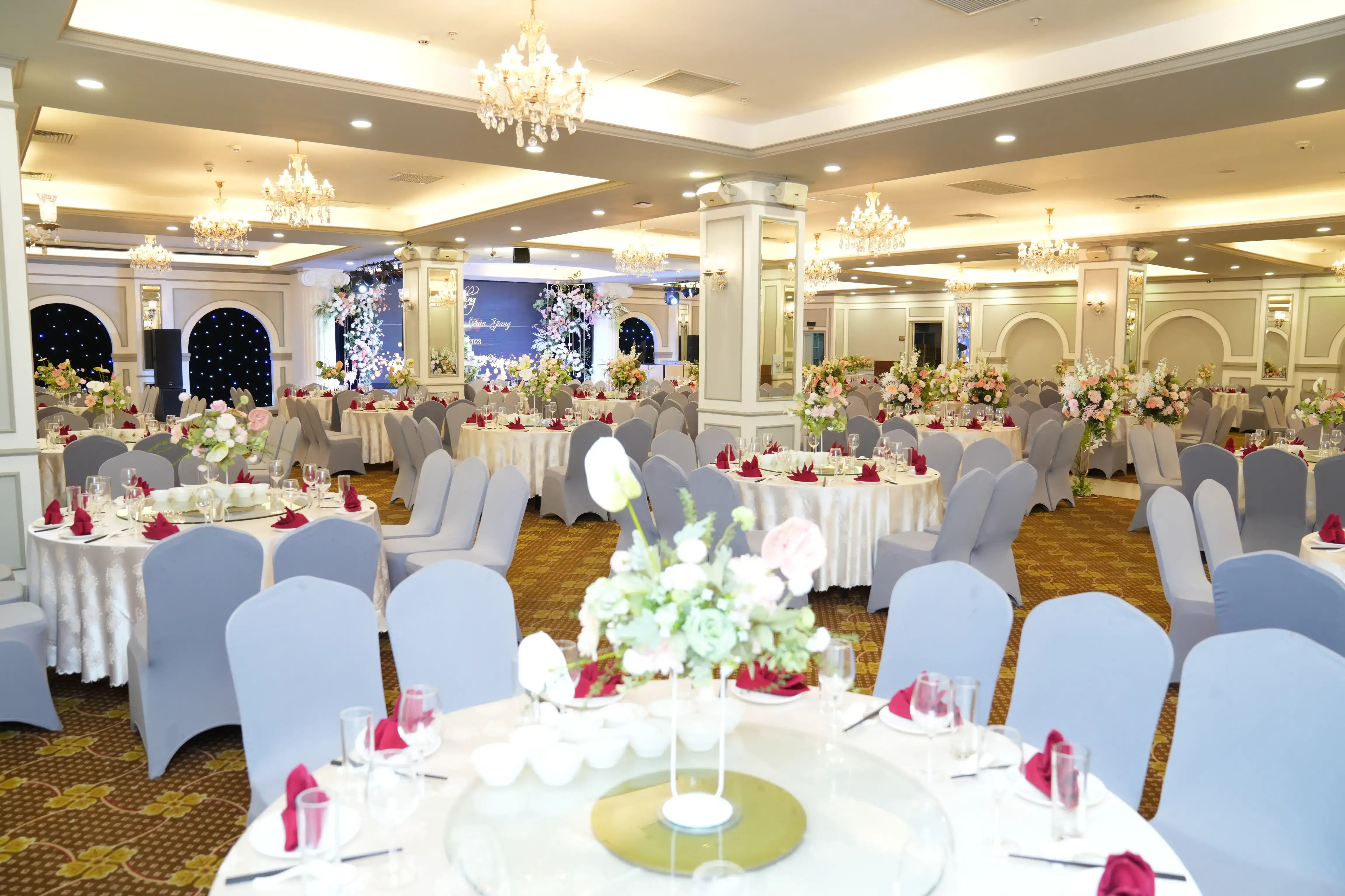 Trung tâm tổ chức sự kiện và tiệc cưới Trống Đồng Palace Trần Đăng Ninh. Nhà hàng tiệc cưới Trống Đồng Palace Trần Đăng Ninh