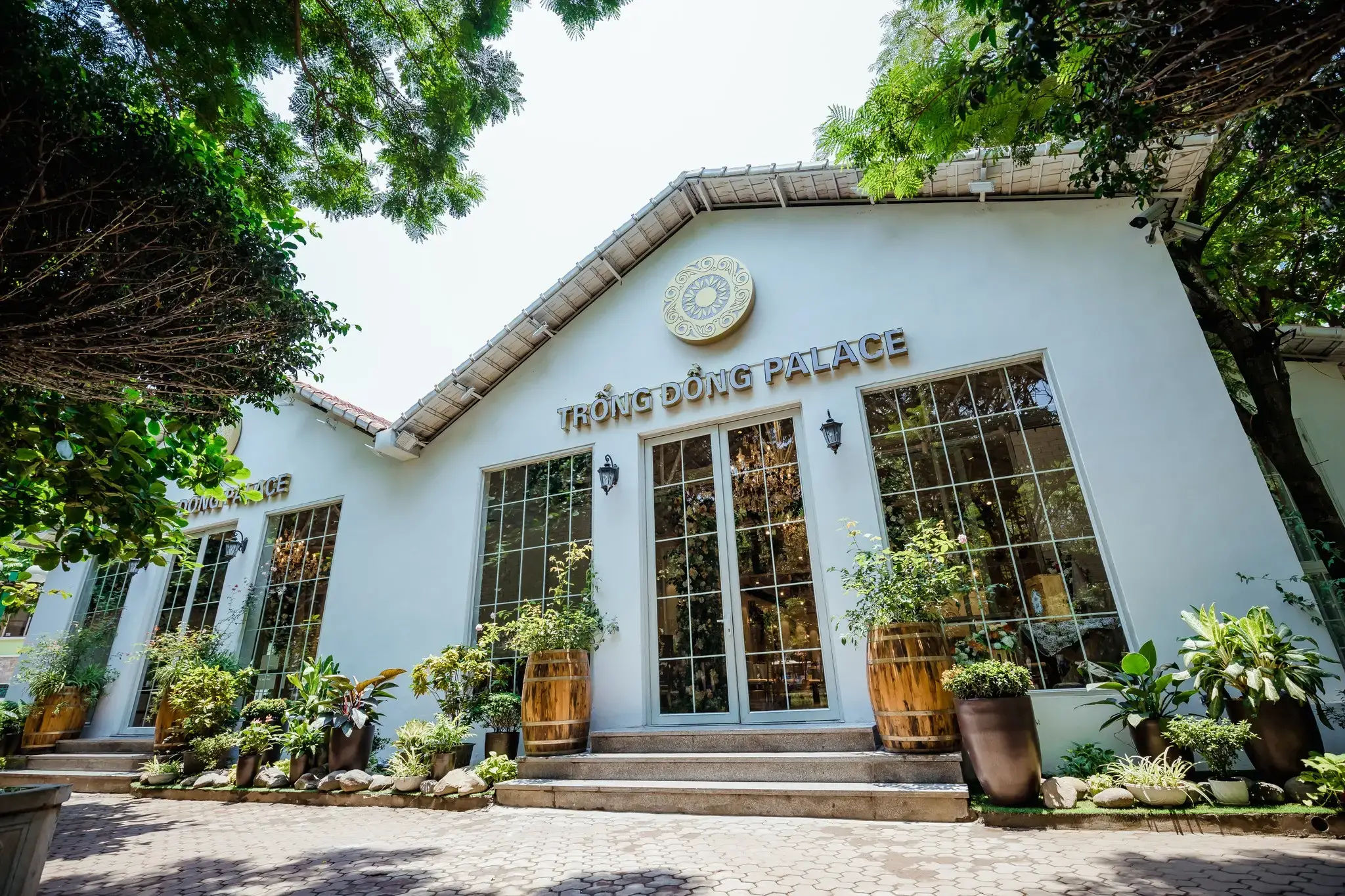 Trung tâm tổ chức sự kiện và tiệc cưới Trống Đồng Palace Linh Đàm. Nhà hàng tiệc cưới Trống Đồng Palace Linh Đàm