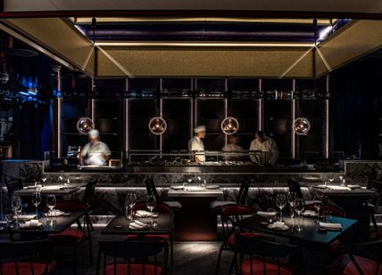 An image of peope cooking at Aqua Kyoto