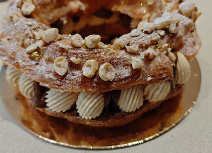 An image of cakes