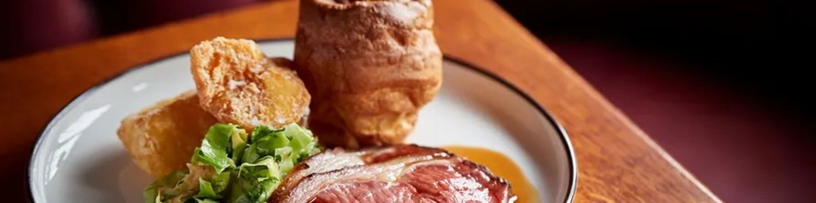The Hind's Head Gift Experience Vouchers hero image