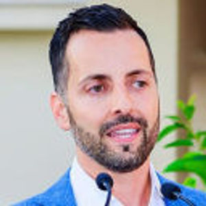 image of GEORGE STROUMBOULIS