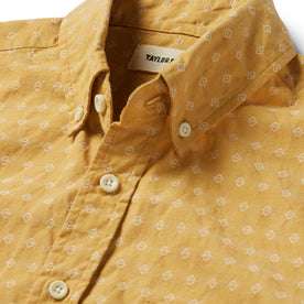material shot of the collar and buttons on The Short Sleeve Jack in Gold Diamond