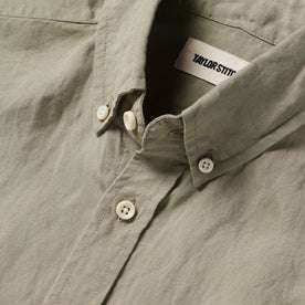 material shot of the collar of The Short Sleeve Jack in Sage and Natural