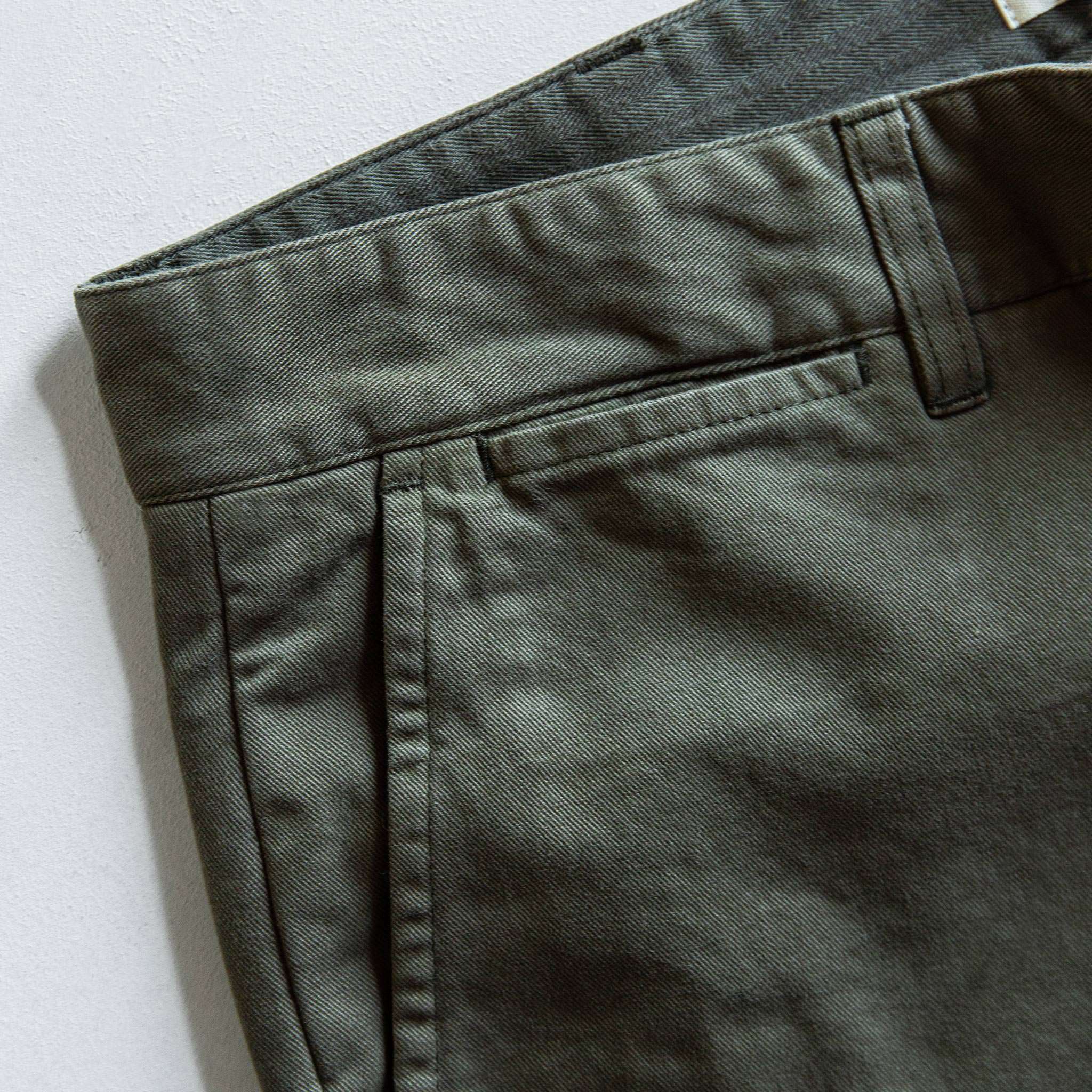 The Slim Foundation Pant in Organic Olive | Men's Bottoms