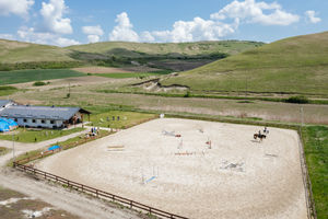 centru de echitatie cluj napoca, tsh stables, calarie cluj, sarituri peste obstacole, cai, echitatie cluj napoca, echitatie pentru copii