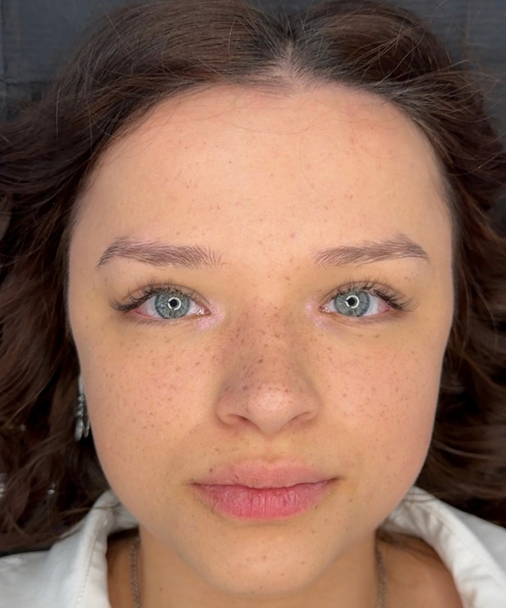 Powder Brows – moderne Alternative zu Microblading und Nanobrows – vorher