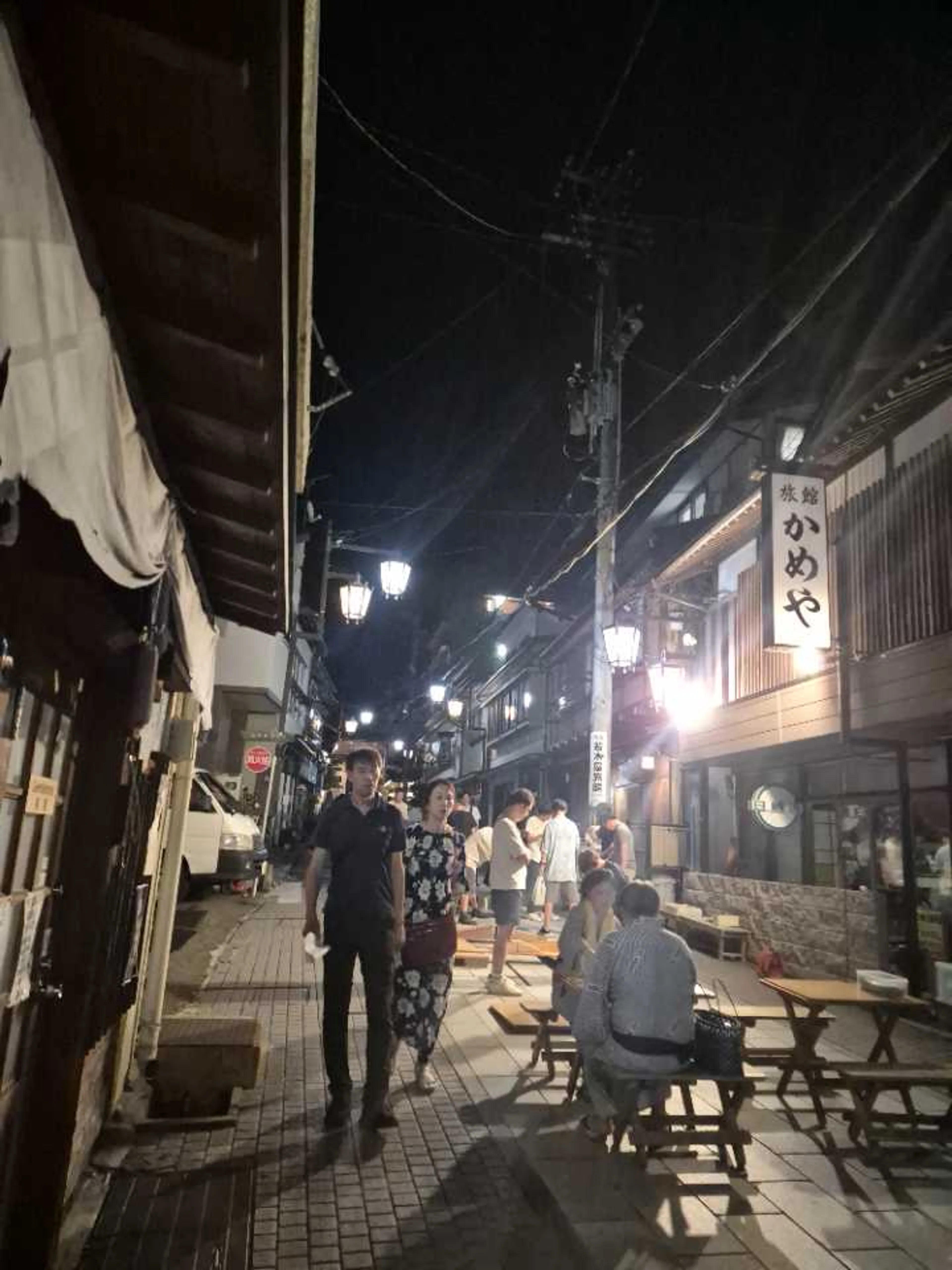 渋温泉
温泉は入れませんでした