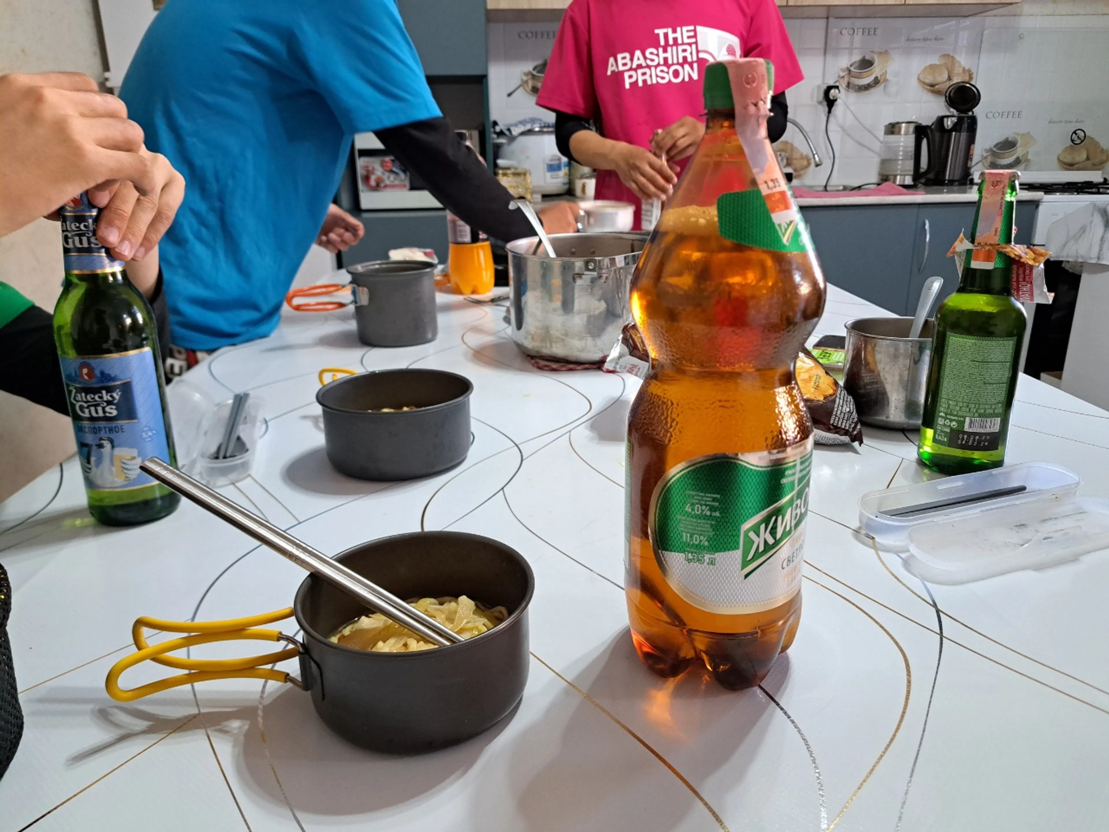 これが安価ペットボトルビール。味は薄い