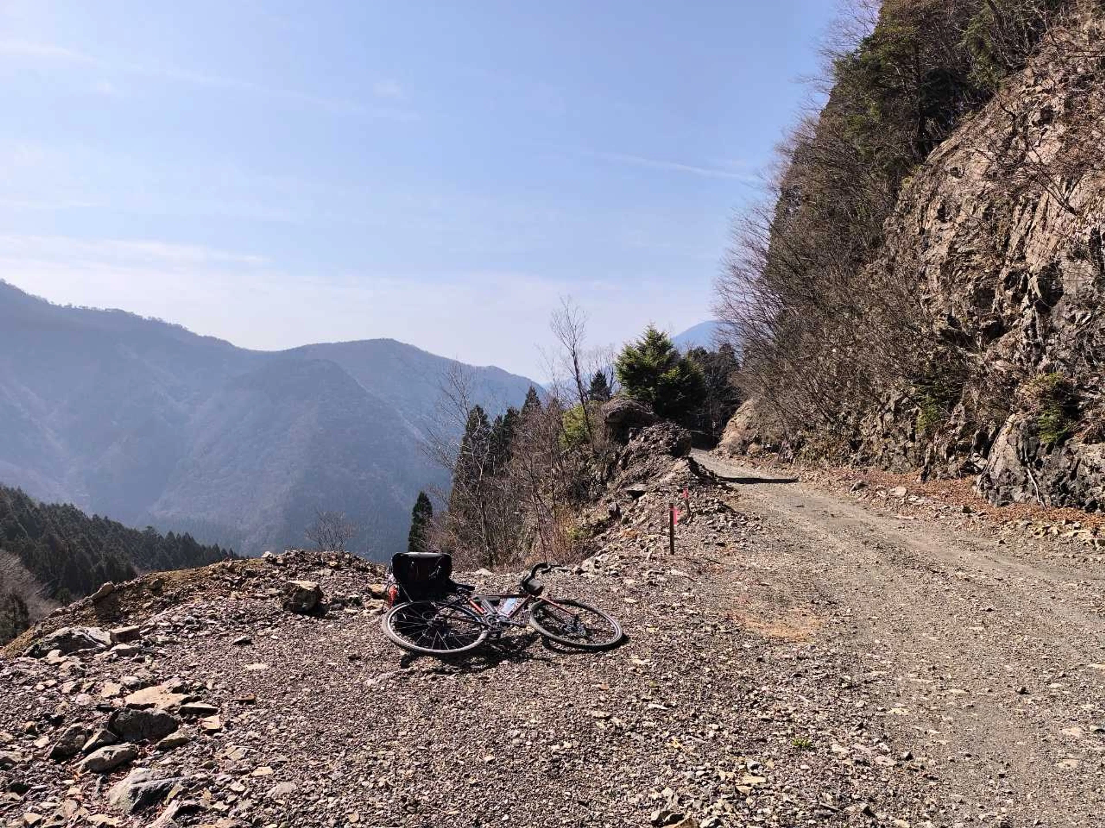 スーパー林道へ脱出