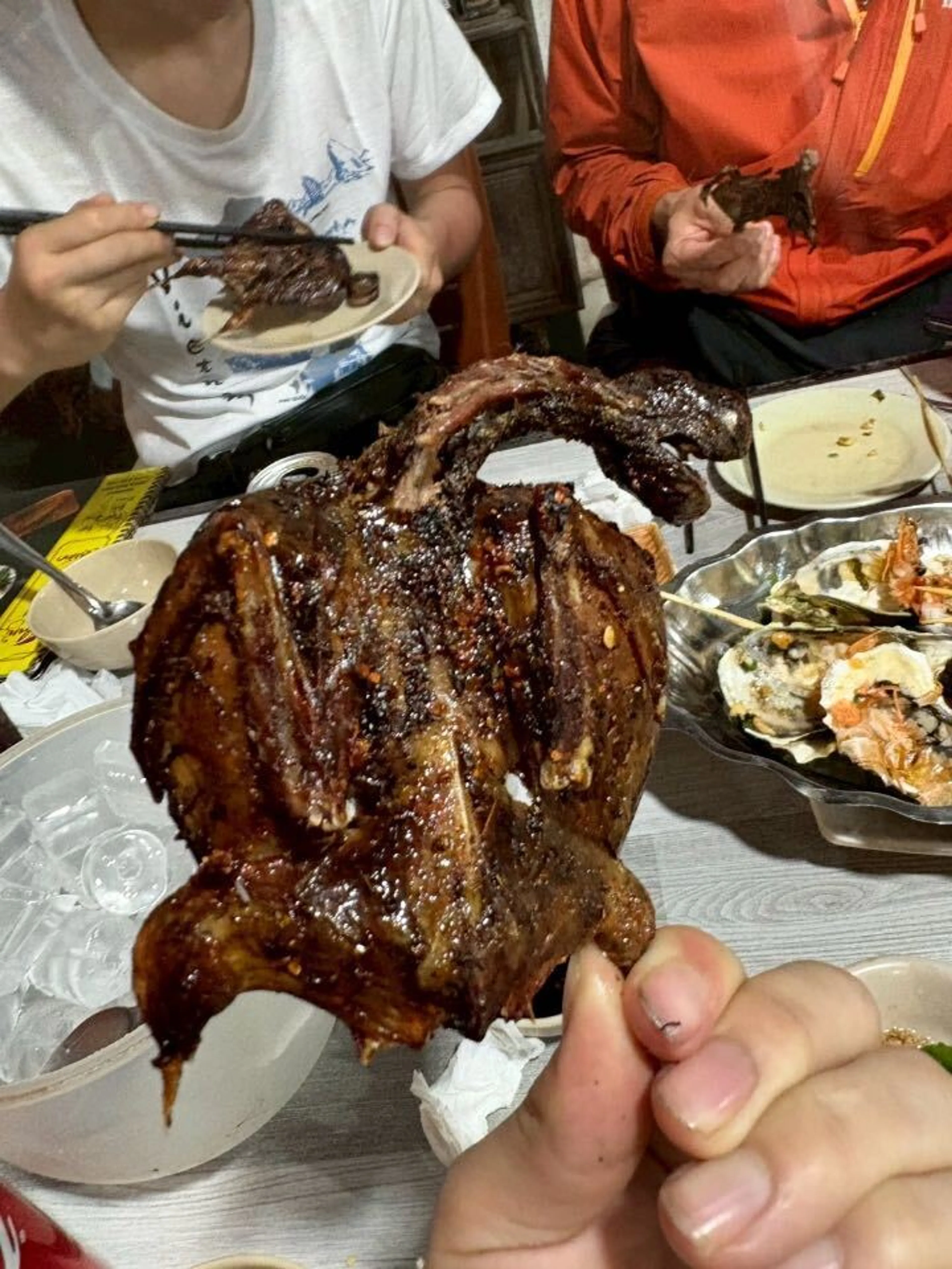野生味のあるすずめ