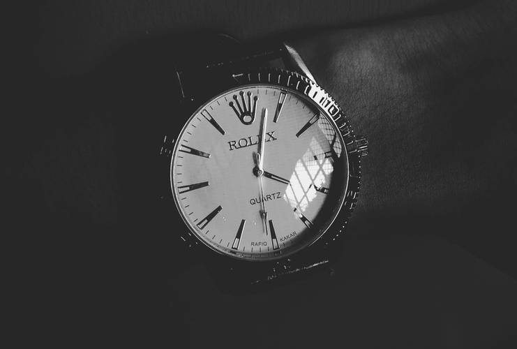 Rolex service costs 2020