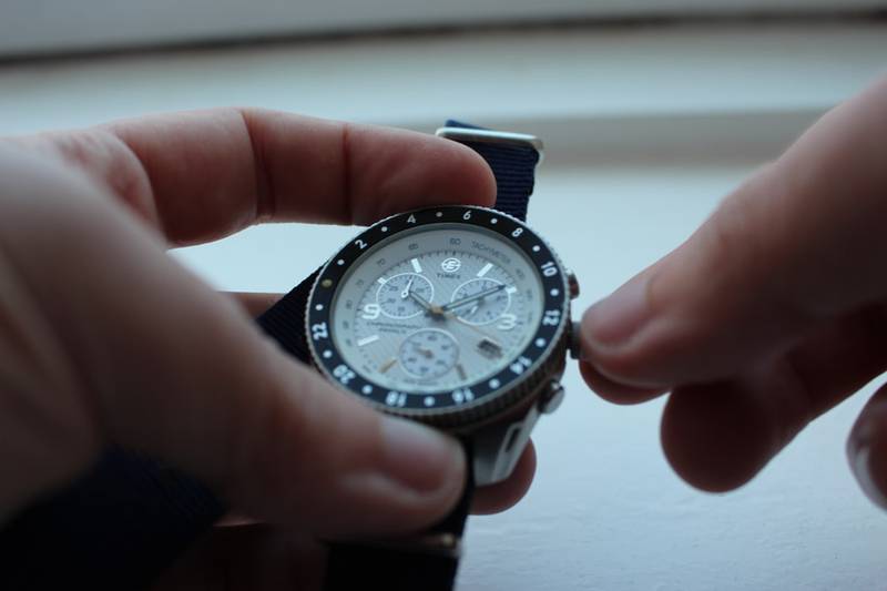 Nice watch, how to adjust the time and date functions correctly.