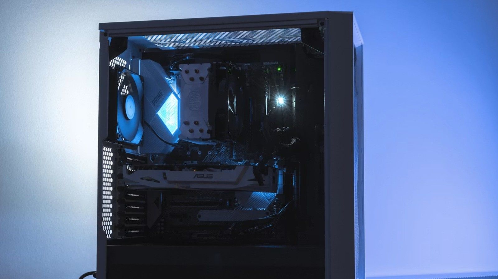 Global PC Shipments Decline for First Time in Two Years Amid AI-Driven Memory Shortage, but Revenues Continue to Rise