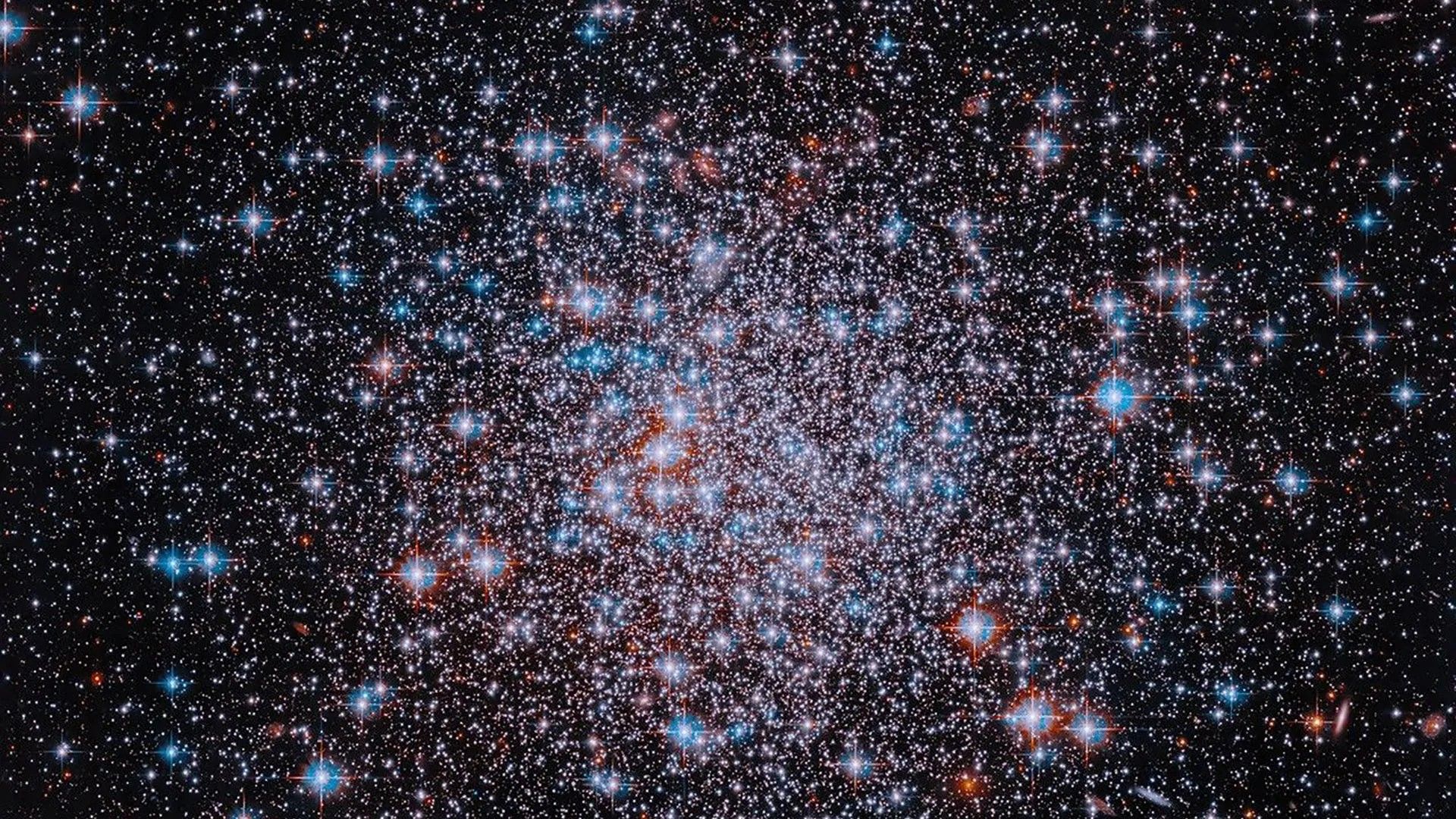 Hubble’s Stellar ‘Sparkler’ Reveals 13-Billion-Year-Old Cluster’s Secrets Near Milky Way’s Edge